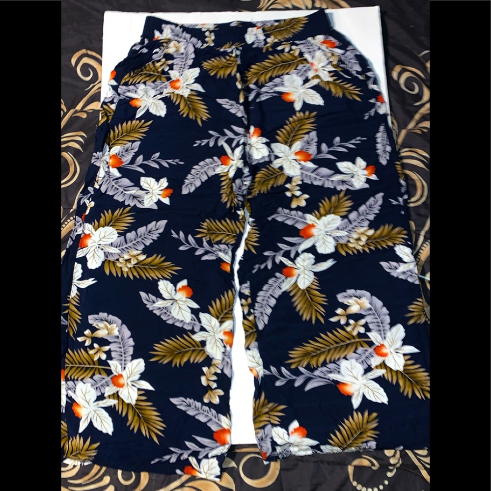 Floral pants/trousers